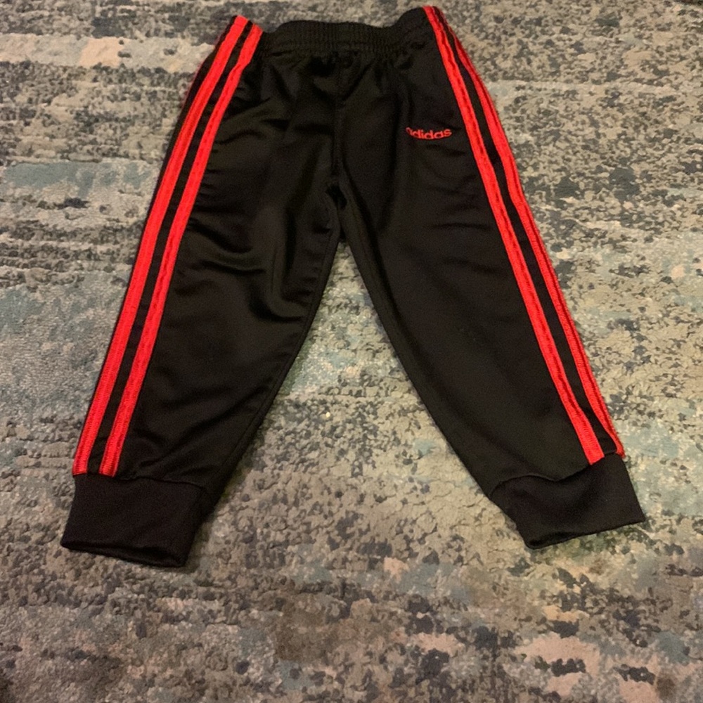 Adidas - Picture 2 of 3